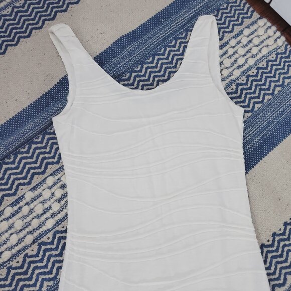 XXI White Bodycon Textured Dress- S - Picture 3 of 16